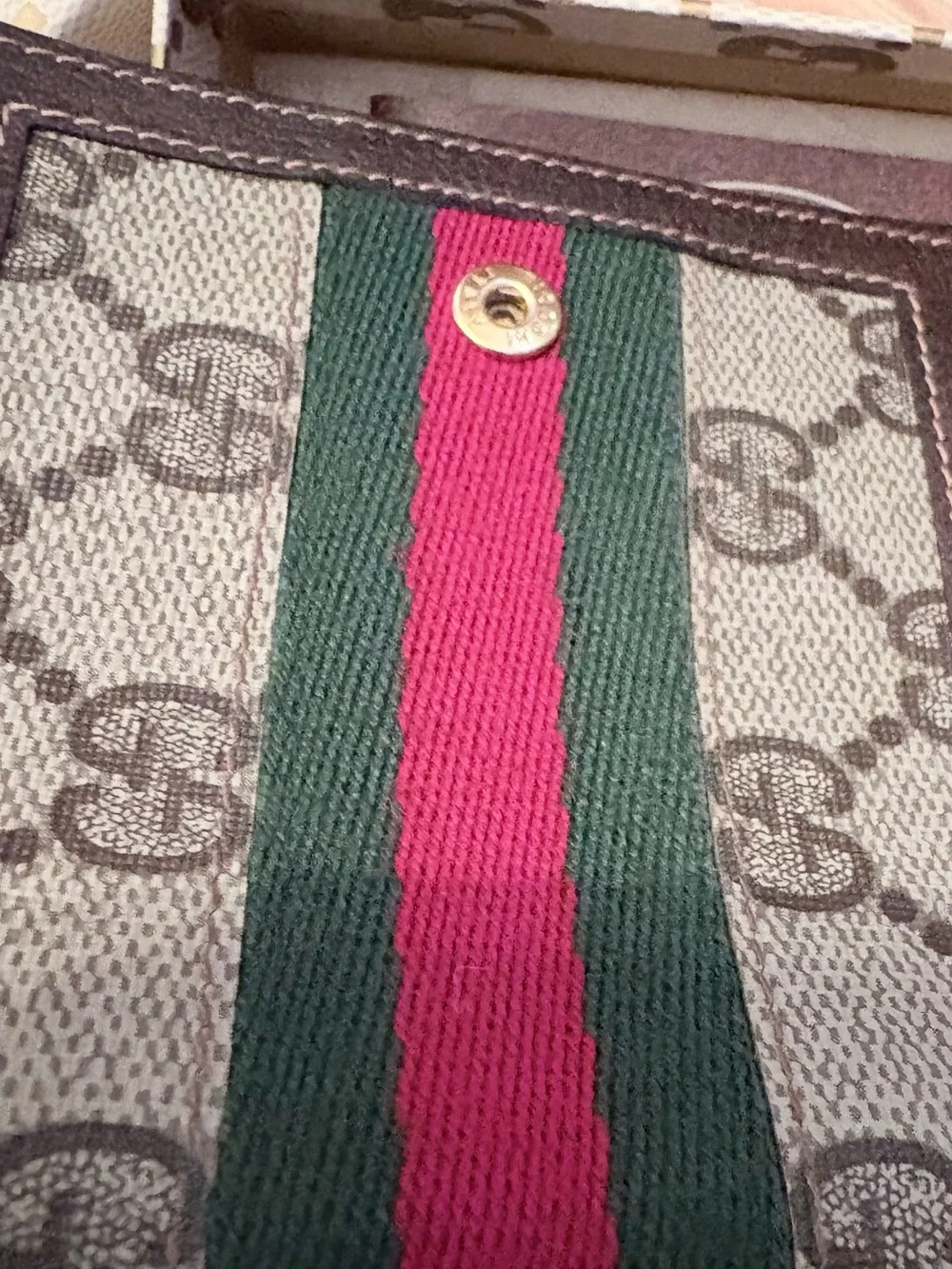 Vintage Gucci wallet